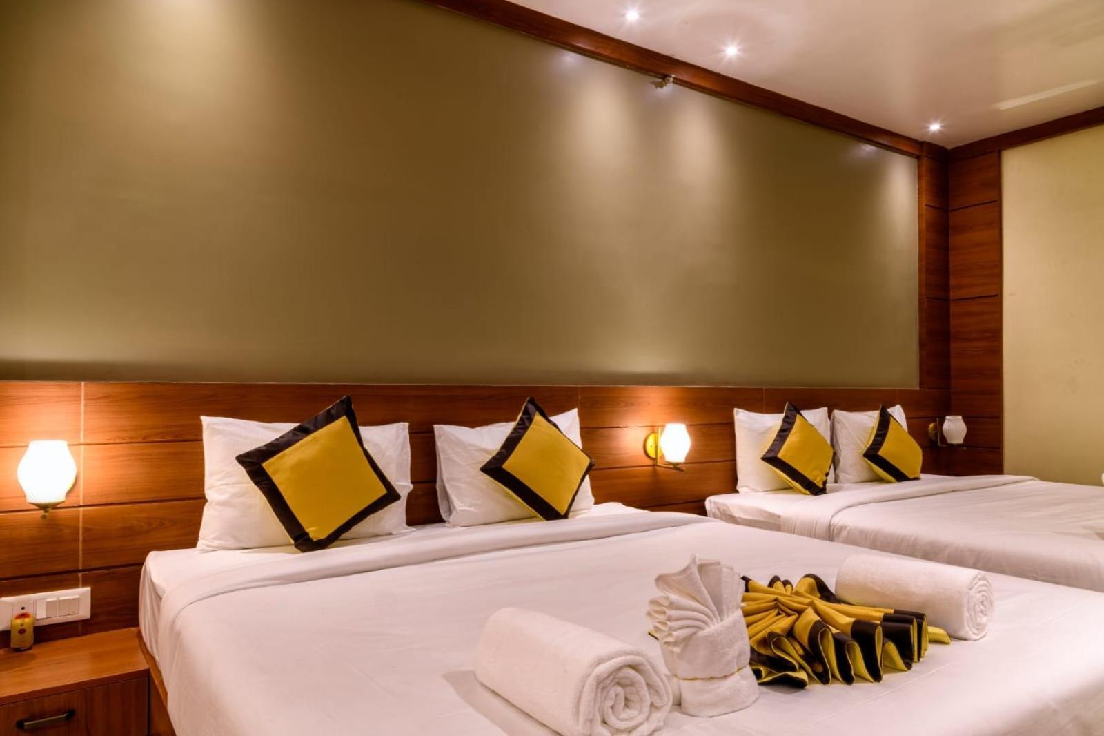 Rs Regal Inn-Deoghar Esterno foto