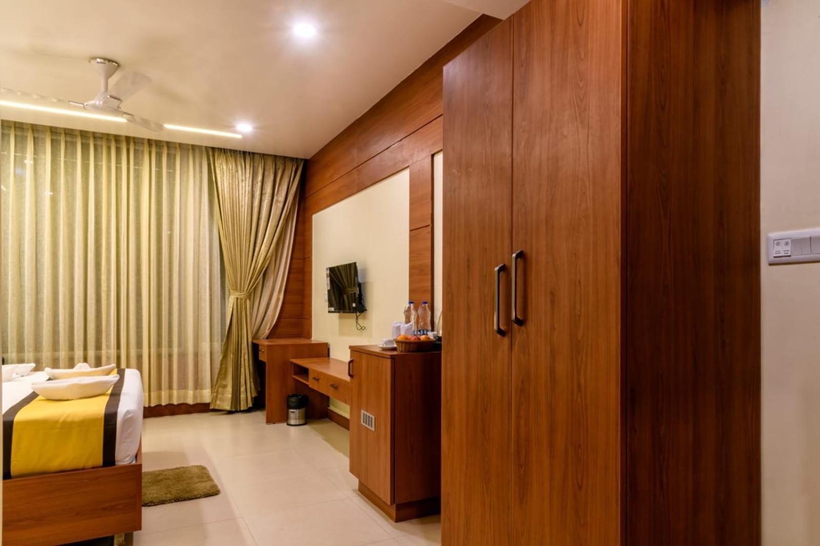 Rs Regal Inn-Deoghar Esterno foto