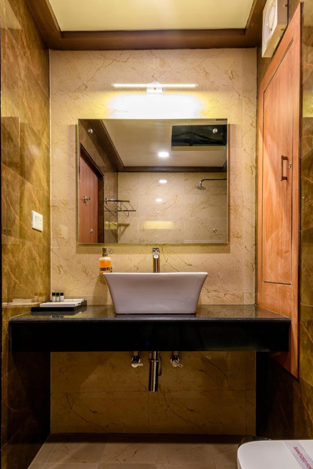 Rs Regal Inn-Deoghar Esterno foto